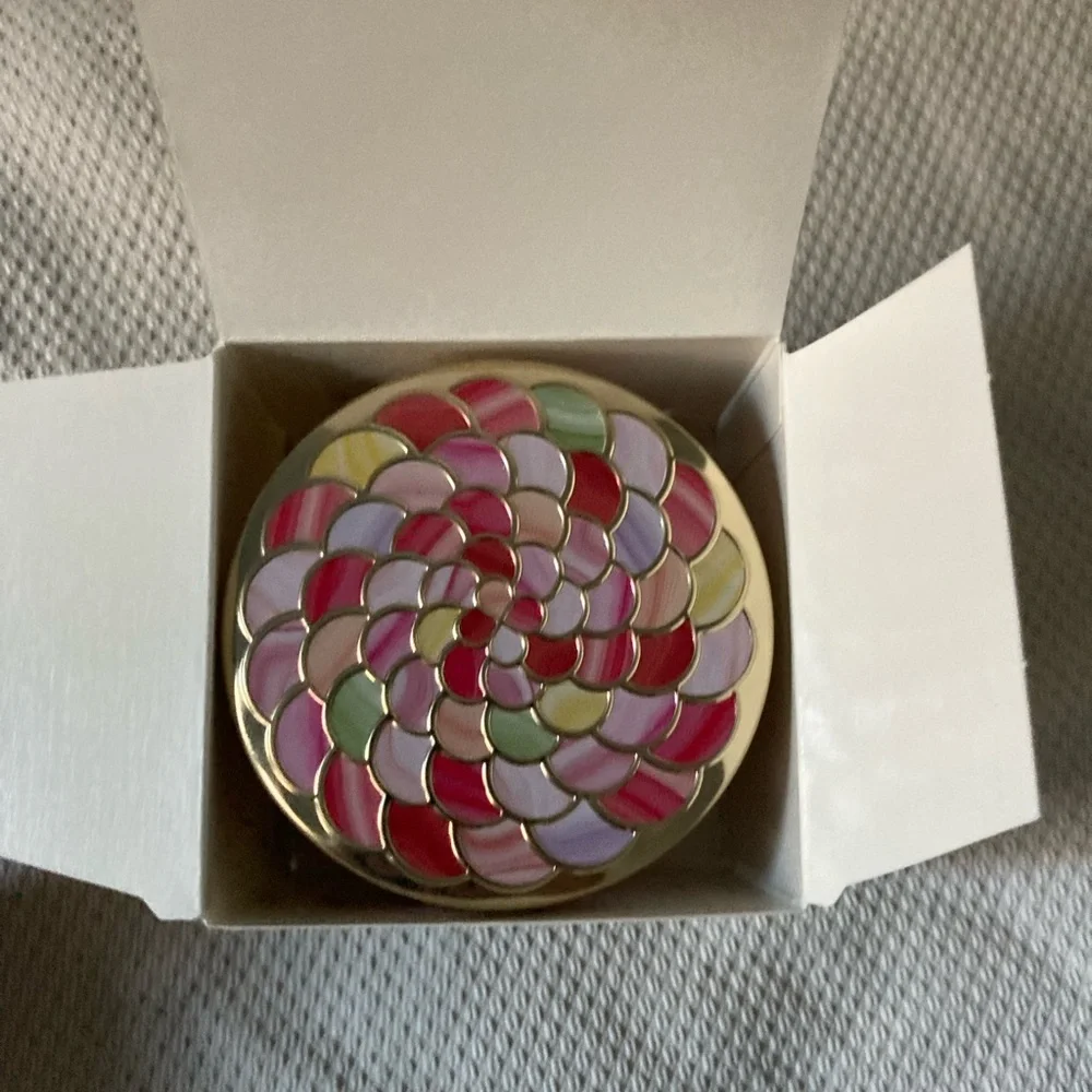 GUERLAIN Meteorites Setting and Finishing Illuminating Powder Pearls NWOT - Picture 6 of 8